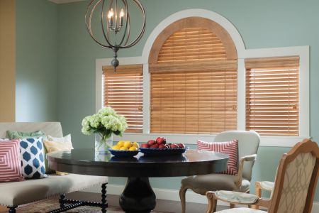 How To Choose Between Wood And Faux Wood Blinds